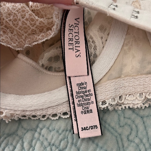 Victoria's Secret Delicate Lace Bralette in Soft Pink - Picture 4 of 5